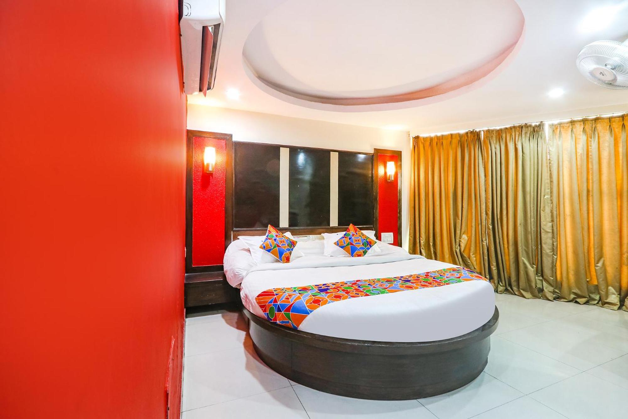 Fabhotel Royal Residency II - Nr Lakdikapul Metro Station Хайдарабад Экстерьер фото